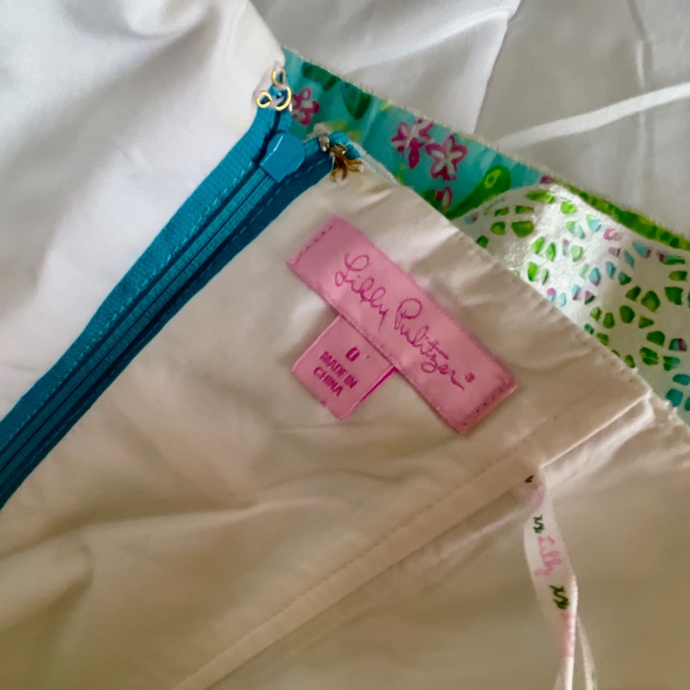 Lilly Pulitzer Strapless Floral Dress in Light Blue, Green & White - Picture 4 of 4